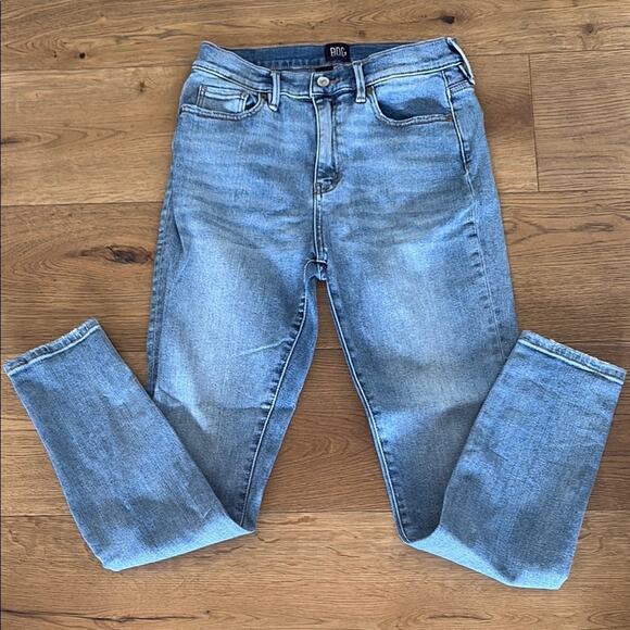 BDG Urban Outfitters EUC Twig High Rise Jenas size 28 - Picture 1 of 5